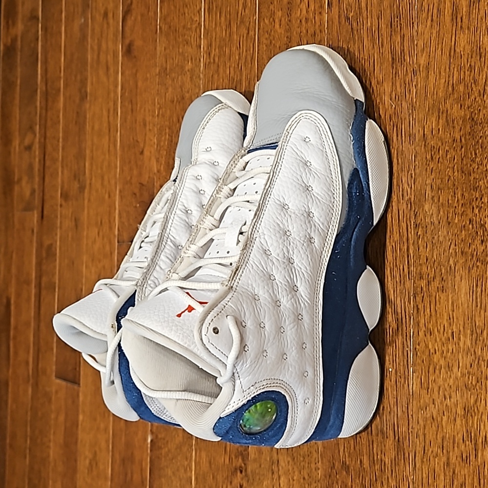 2022 Air Jordan 13 Retro size 7y